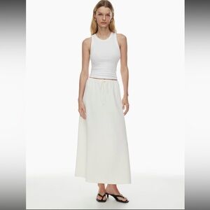 Aritzia Babaton Consensus Skirt (Light Birch)